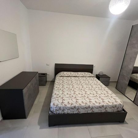 B&B La Piazzetta Vado Ligure Buitenkant foto